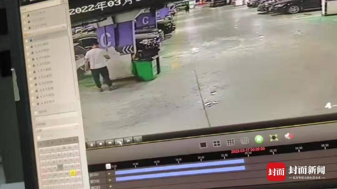 武漢一小區(qū)多只寵物狗疑吃有毒火腿腸后死亡 鄰居回應被指“投毒”：有誤會