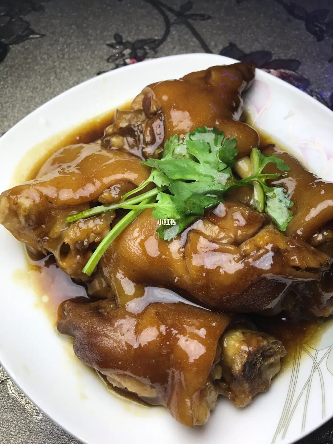 清蒸螃蟹沾醬做法_三不沾豬蹄的做法_韓式烤肉沾醬的做法