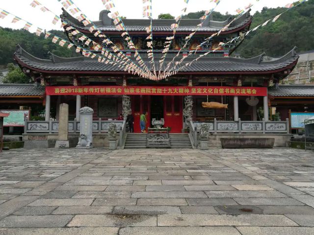 廣東富婆出沒地方_蛇最多出沒的地方_寧鄉(xiāng)巿區(qū)吃蛇地方